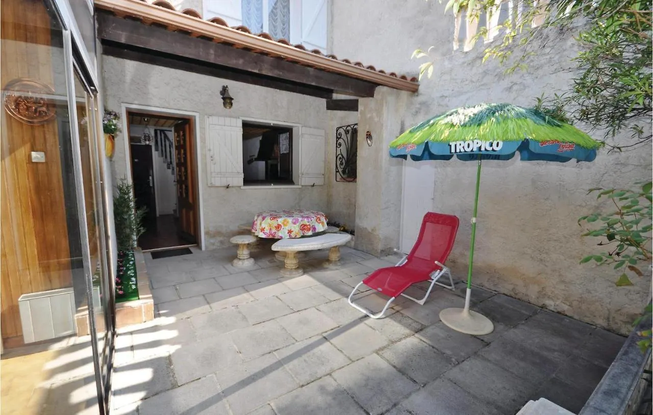 Nice Home In Saint Cannat With Wifi 0*, Saint-Cannat
