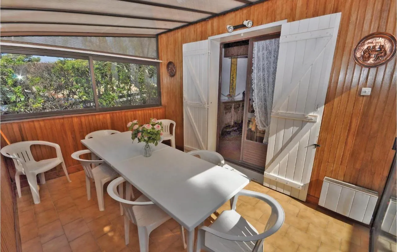 Nice Home In Saint Cannat With Wifi Saint-Cannat