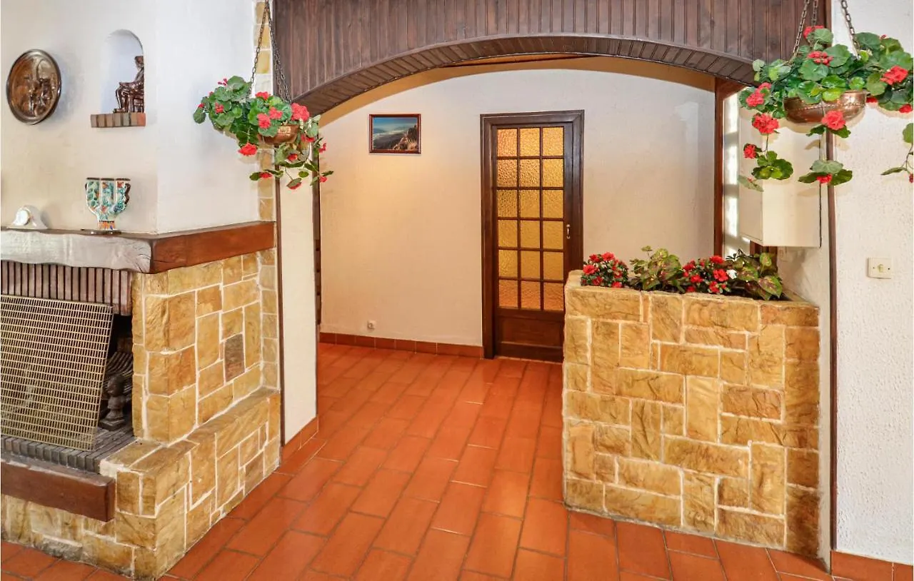 Holiday home Nice Home In Saint Cannat With Wifi